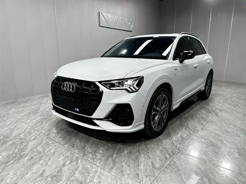 Audi Q3, 2023