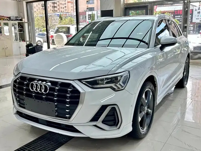 Audi Q3, 2023