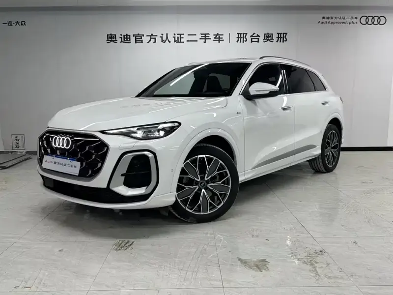 Audi Q5L, 2025
