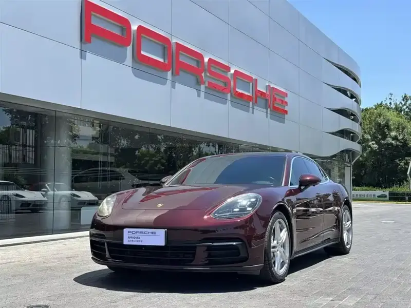 Porsche Panamera, 2019