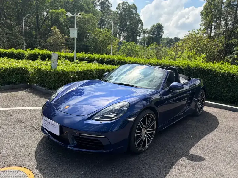 Porsche 718, 2022