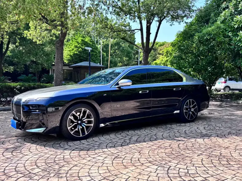 BMW 7 Series, 2024