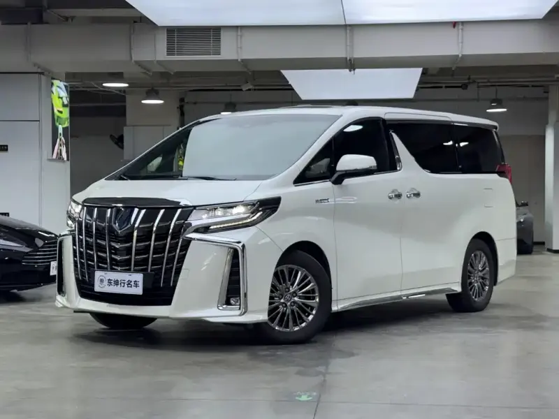 Toyota Alphard, 2022