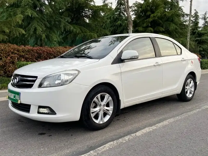 Great Wall C30, 2013