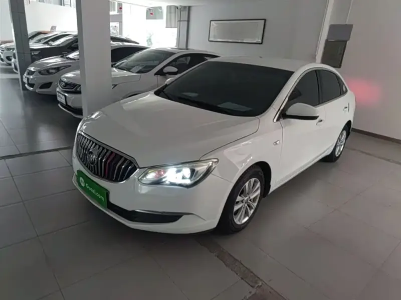 Buick Excelle, 2017