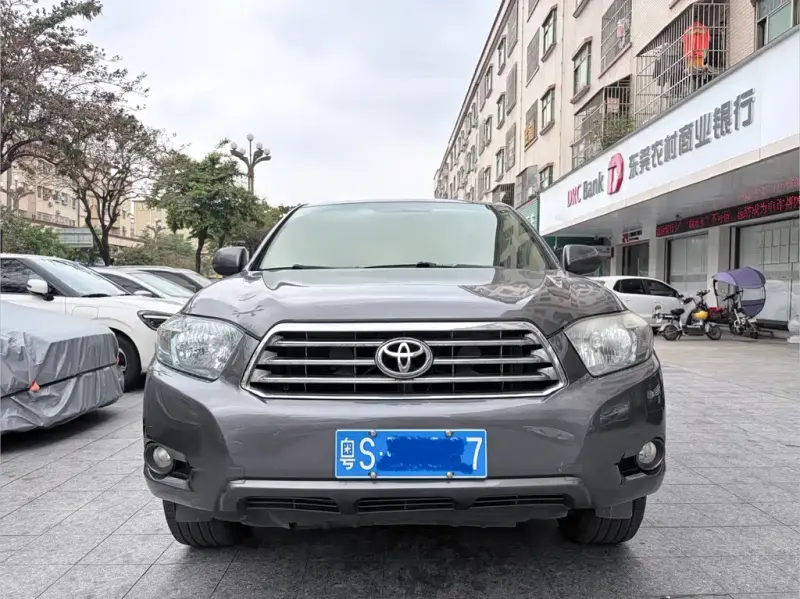 Toyota Highlander, 2010