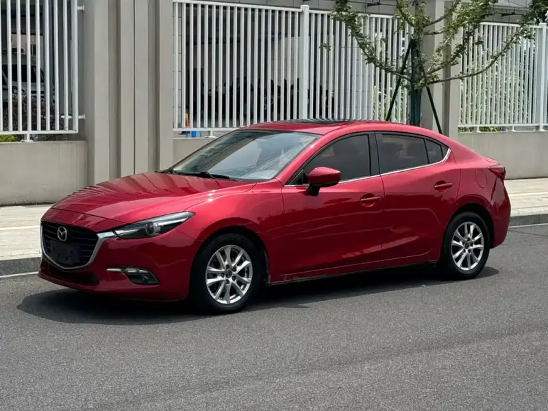 Mazda 3 Axela, 2017 — фото 1