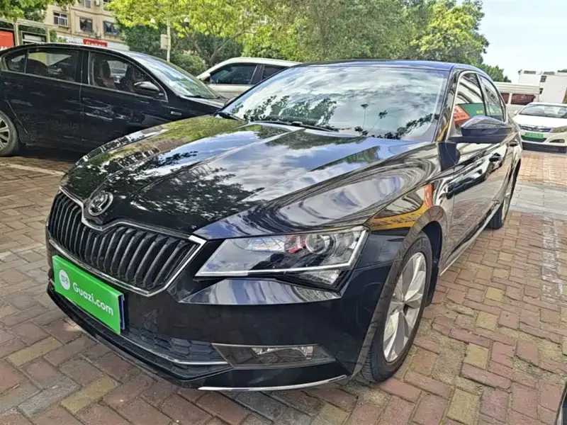 Skoda Superb, 2016