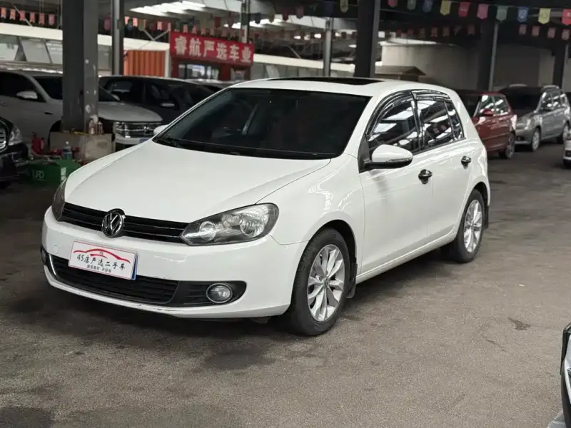 Volkswagen Golf, 2014