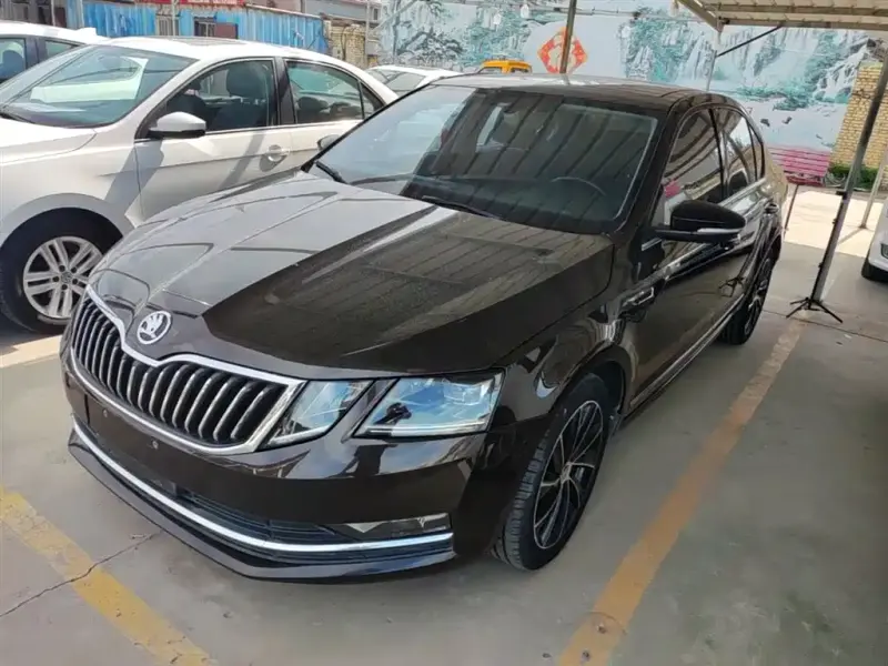 Skoda Octavia, 2018 — фото 1