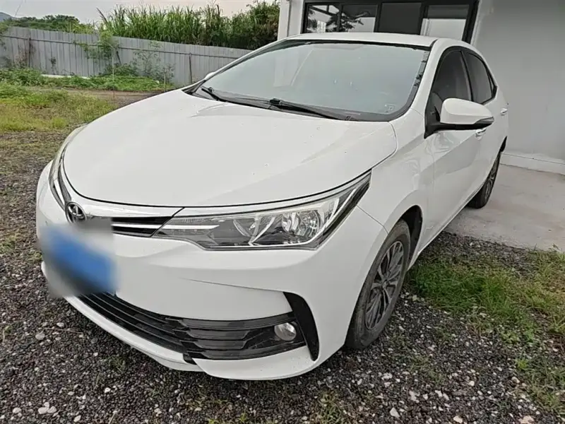 Toyota Corolla, 2018 — фото 1