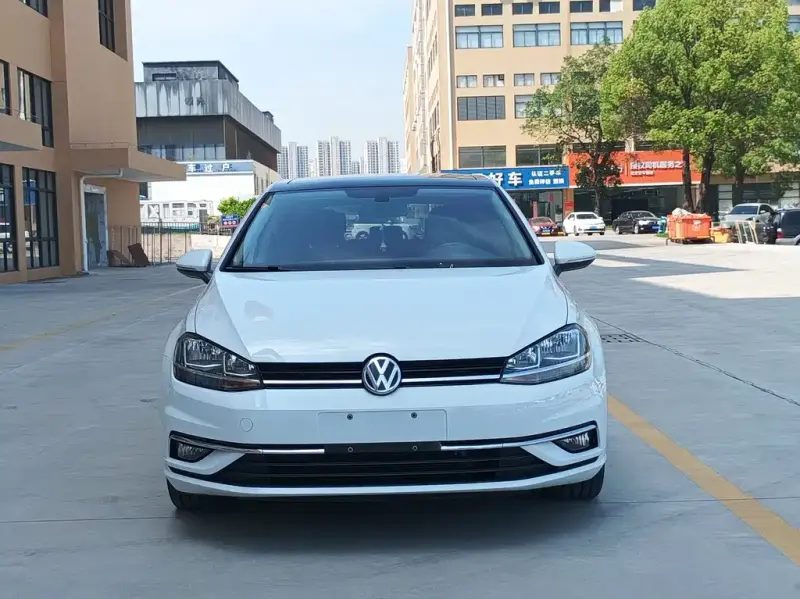 Volkswagen Golf, 2020