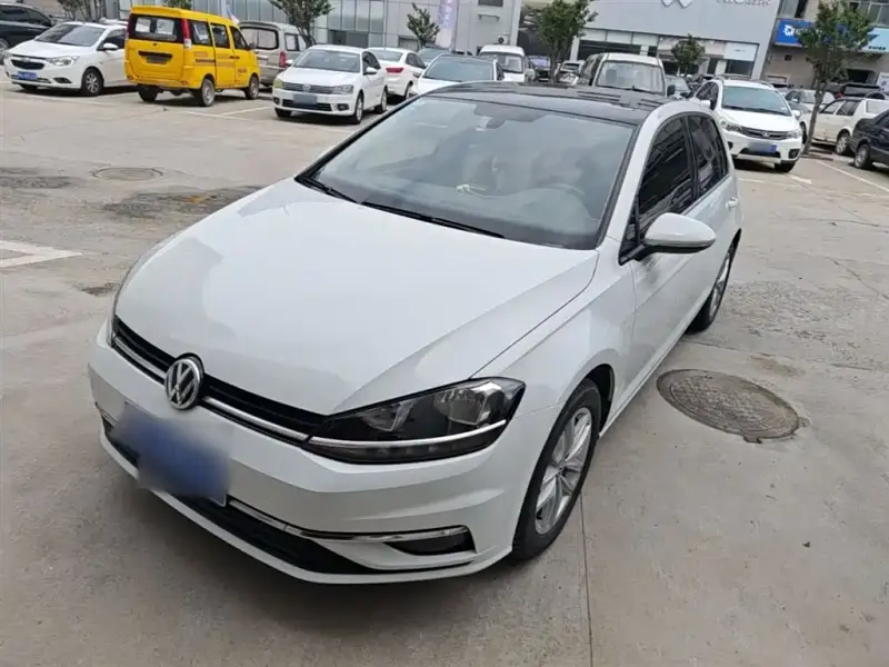 Volkswagen Golf, 2020