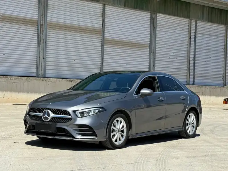 Mercedes-Benz A-Class, 2020 — фото 1