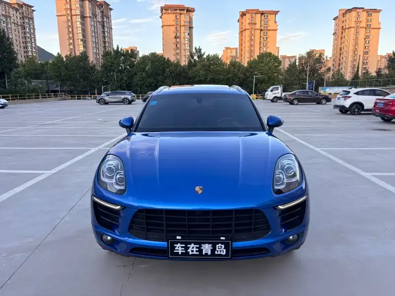 Porsche Macan, 2016