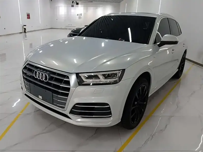 Audi Q5L, 2019