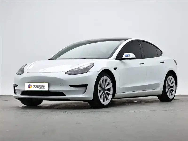 Tesla Model 3, 2021