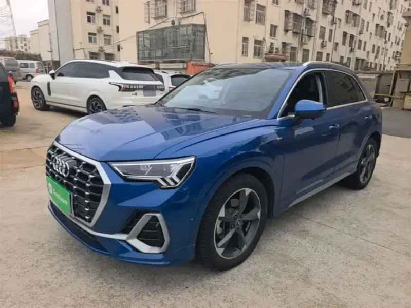 Audi Q3, 2022