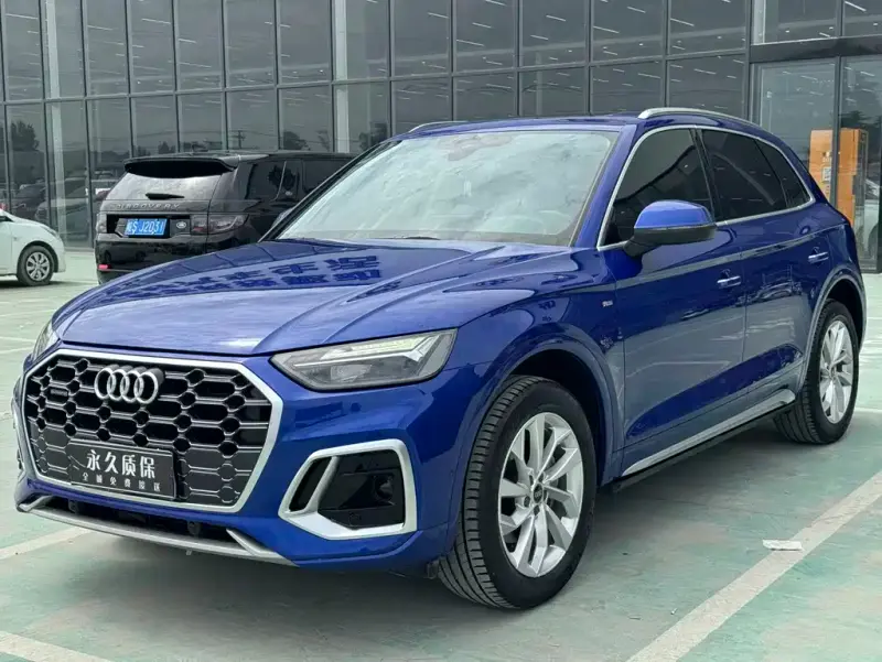 Audi Q5L, 2021