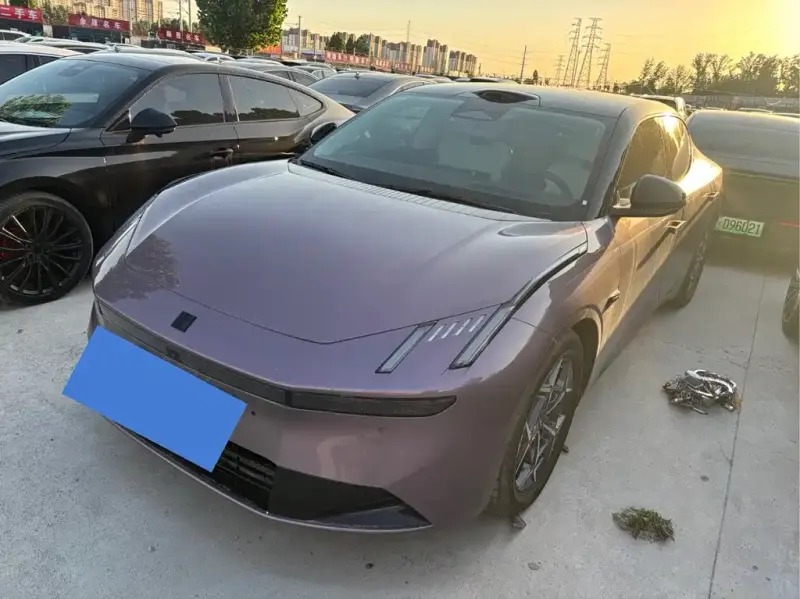 Lynk & Co 10, 2025