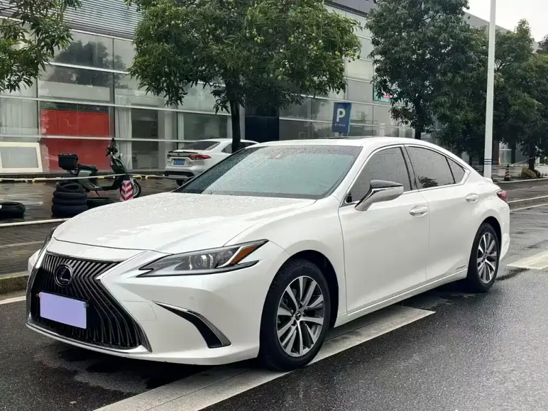 Lexus ES, 2021 — фото 1