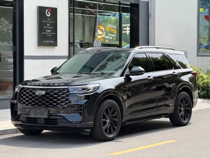 Ford Explorer, 2023