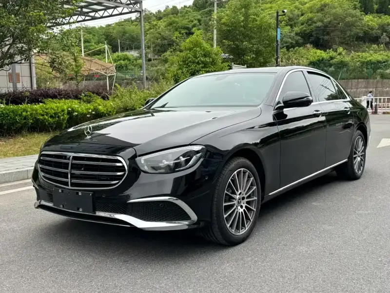 Mercedes-Benz E-Class, 2023 — фото 1