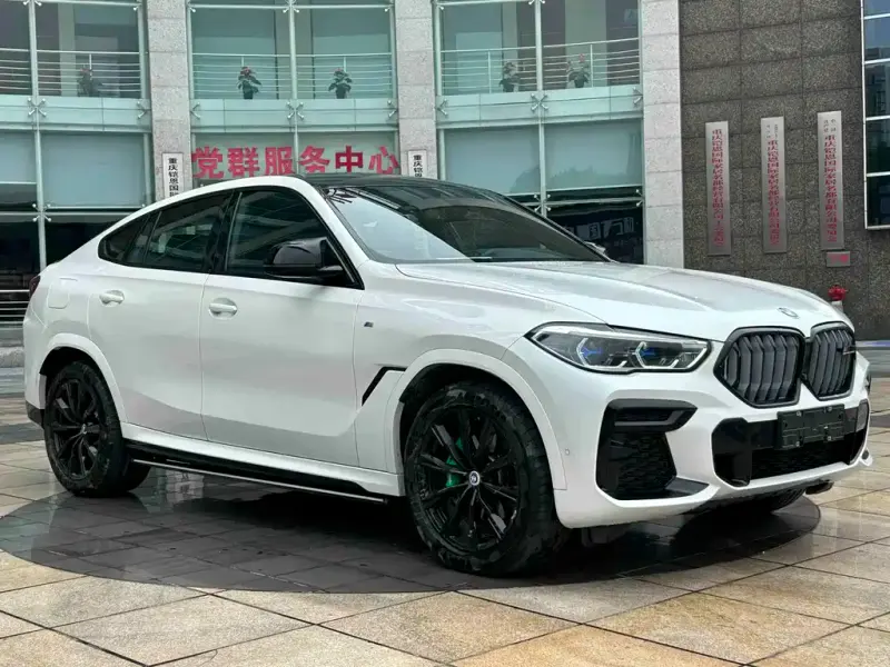 BMW X6, 2022