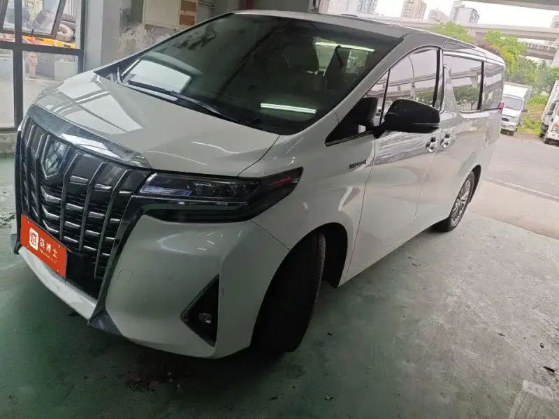 Toyota Alphard, 2021