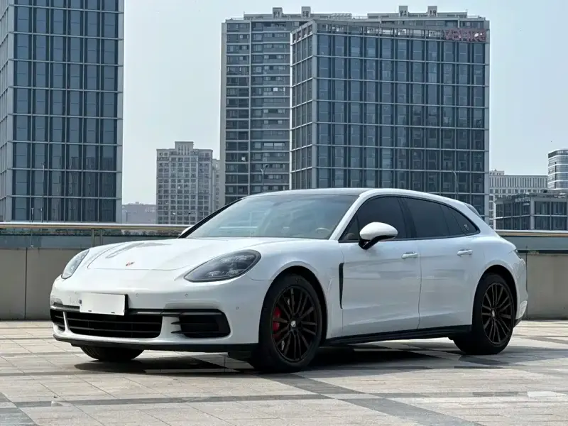 Porsche Panamera, 2018