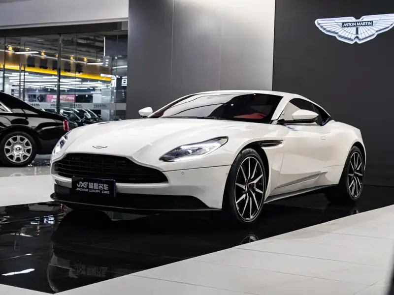 Aston Martin DB11, 2018