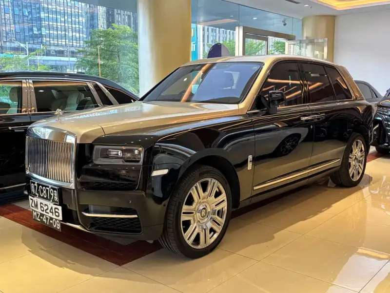 Rolls-Royce Cullinan, 2021