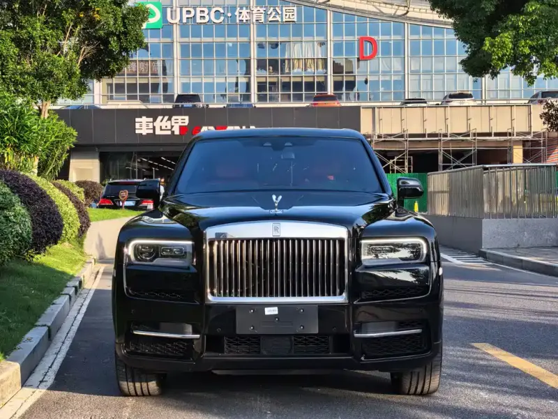 Rolls-Royce Cullinan, 2022