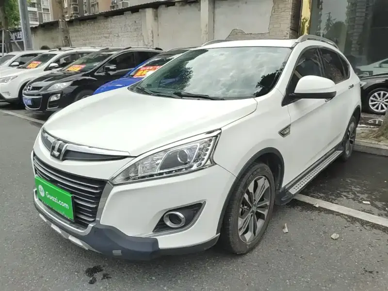 Luxgen U6, 2015