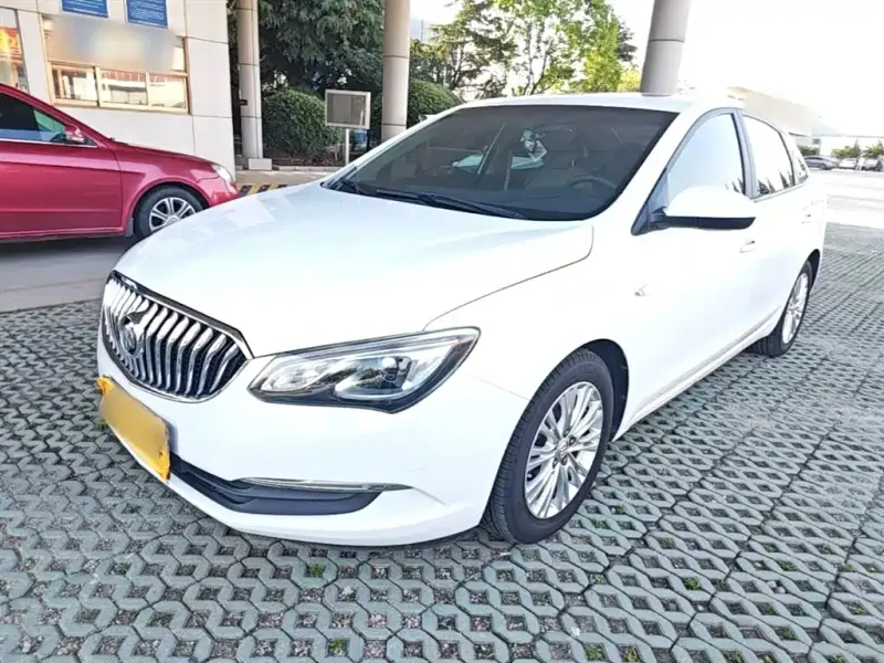 Buick Excelle, 2015