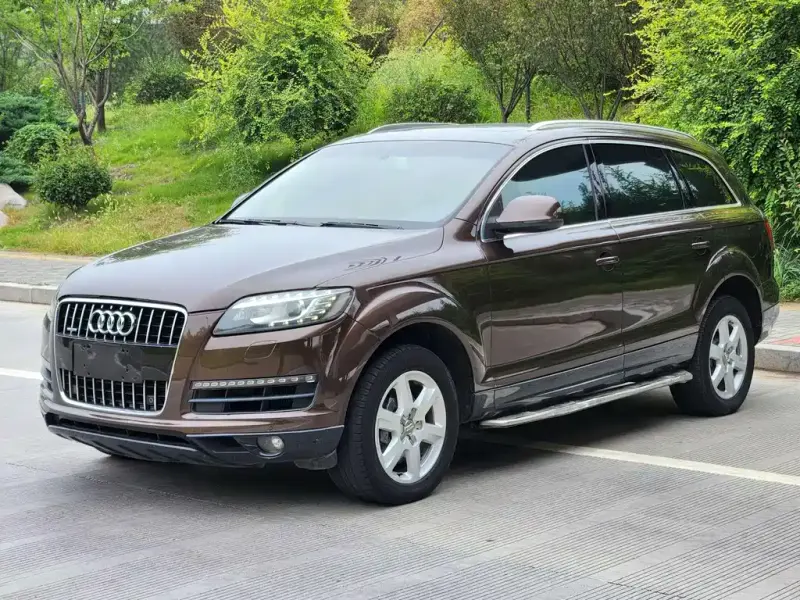 Audi Q7, 2012 — фото 1