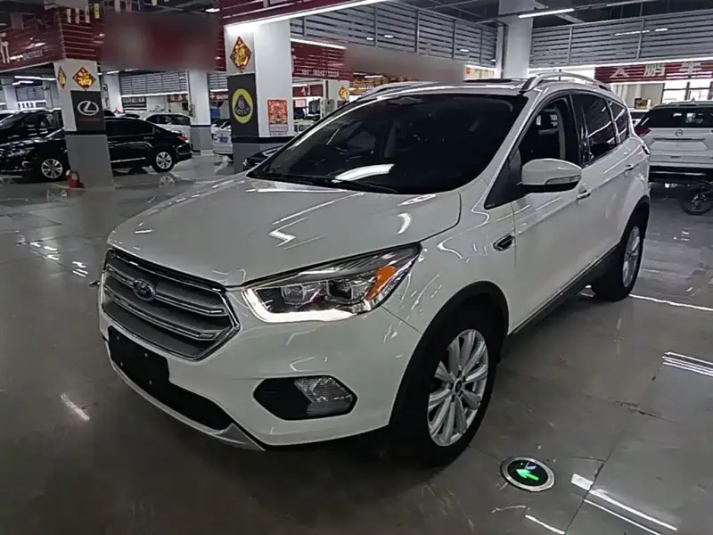 Ford Kuga, 2017