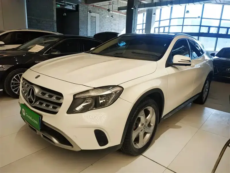 Mercedes-Benz GLA, 2018 — фото 1