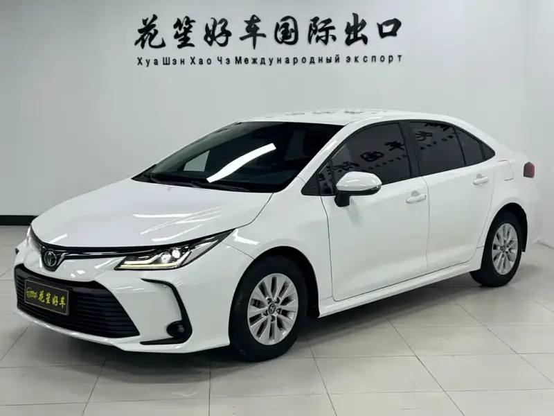 Toyota Corolla, 2023 — фото 1