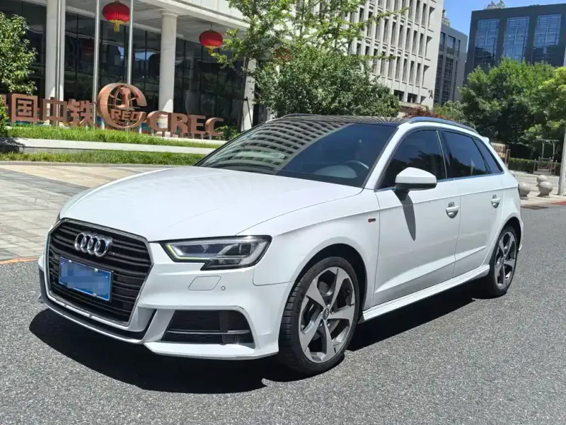 Audi A3, 2019 — фото 1