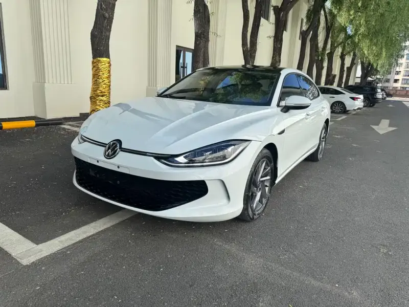 Volkswagen Lamando, 2023