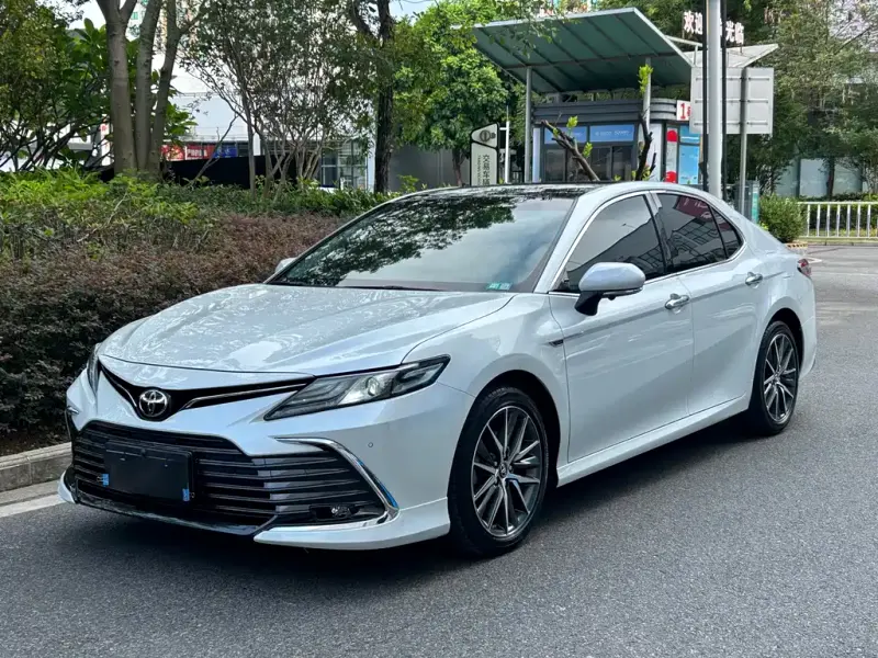 Toyota Camry, 2022