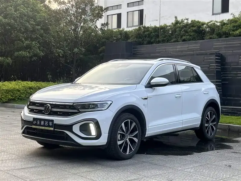 Volkswagen T-Roc, 2025