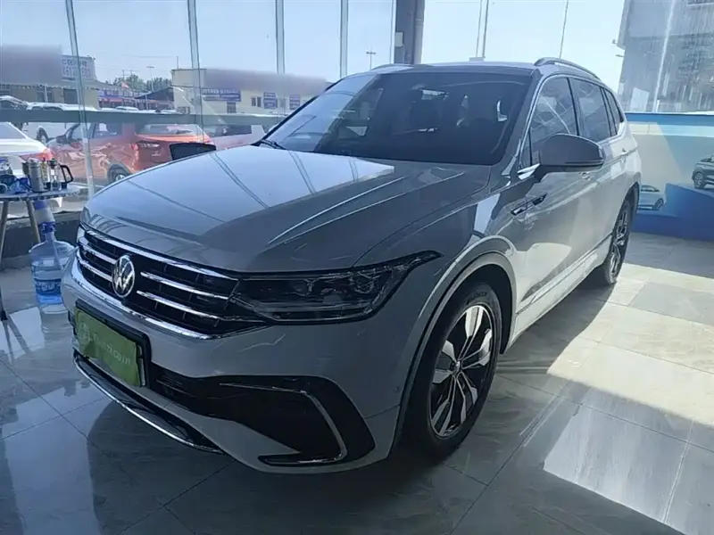 Volkswagen Tiguan L, 2023