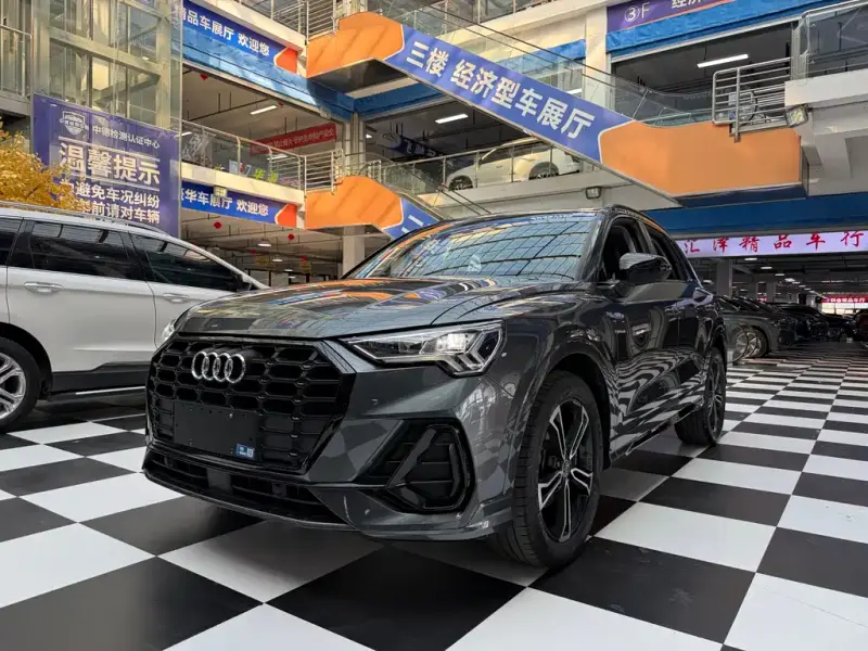 Audi Q3, 2022