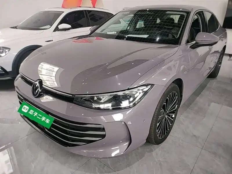 Volkswagen Passat, 2024