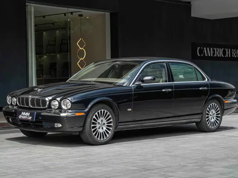 Jaguar XJ, 2006
