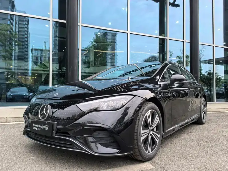 Mercedes-Benz EQE, 2025