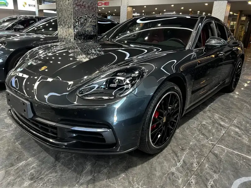 Porsche Panamera, 2020