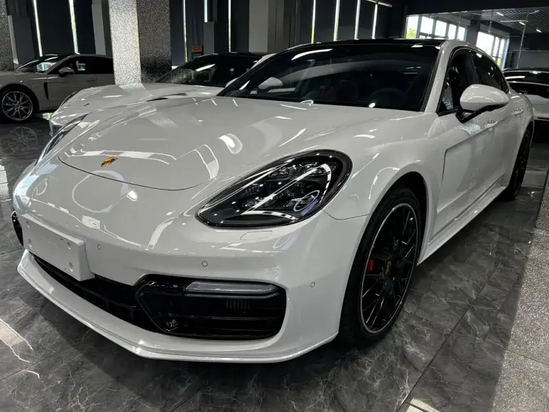 Porsche Panamera, 2019
